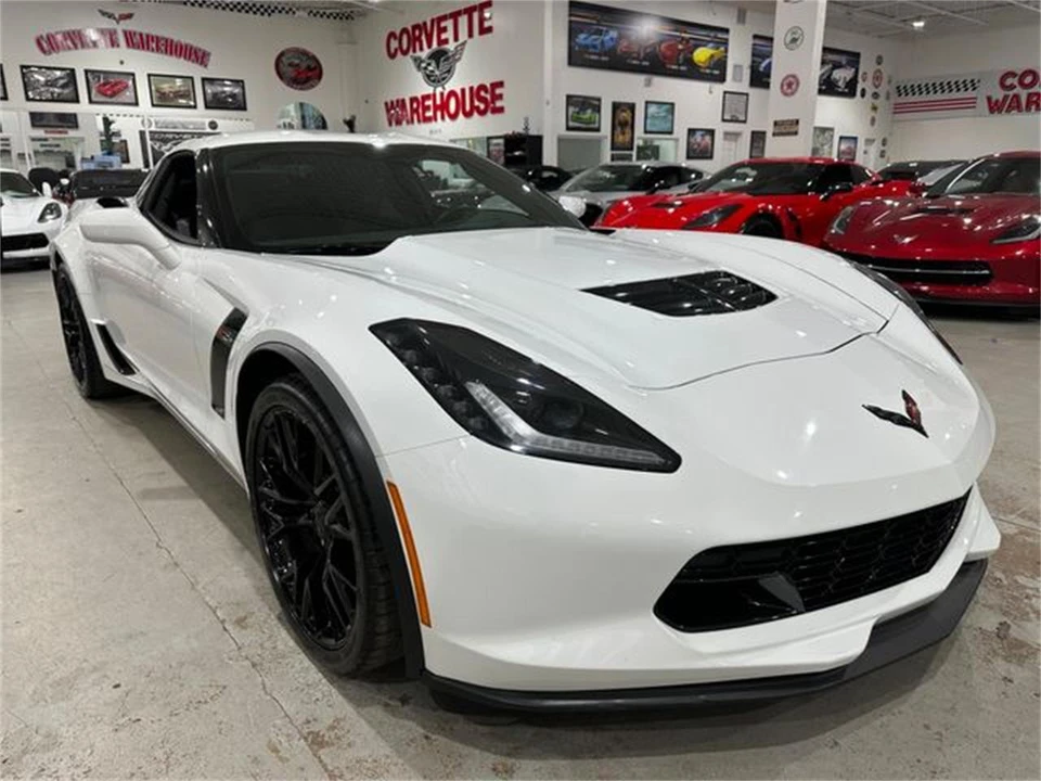 2016 Chevrolet Corvette C7 - Image 5 of 30