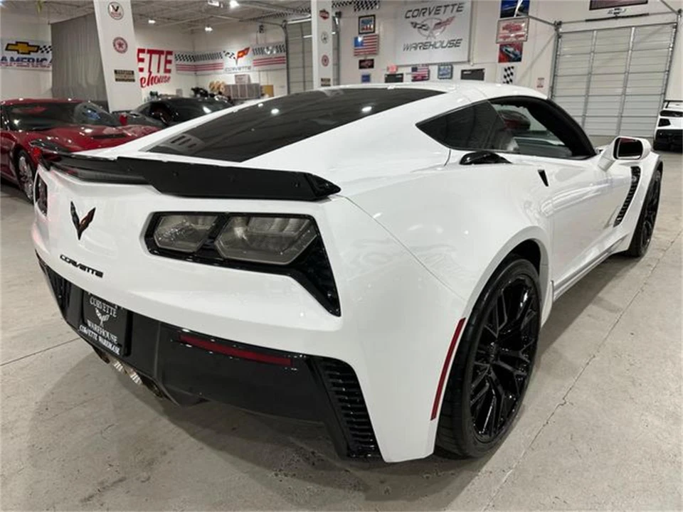 2016 Chevrolet Corvette C7 - Image 3 of 30