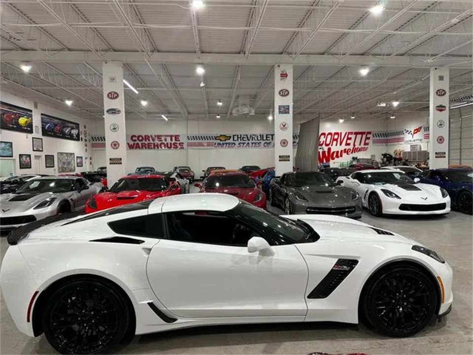2016 Chevrolet Corvette C7 - Image 25 of 30