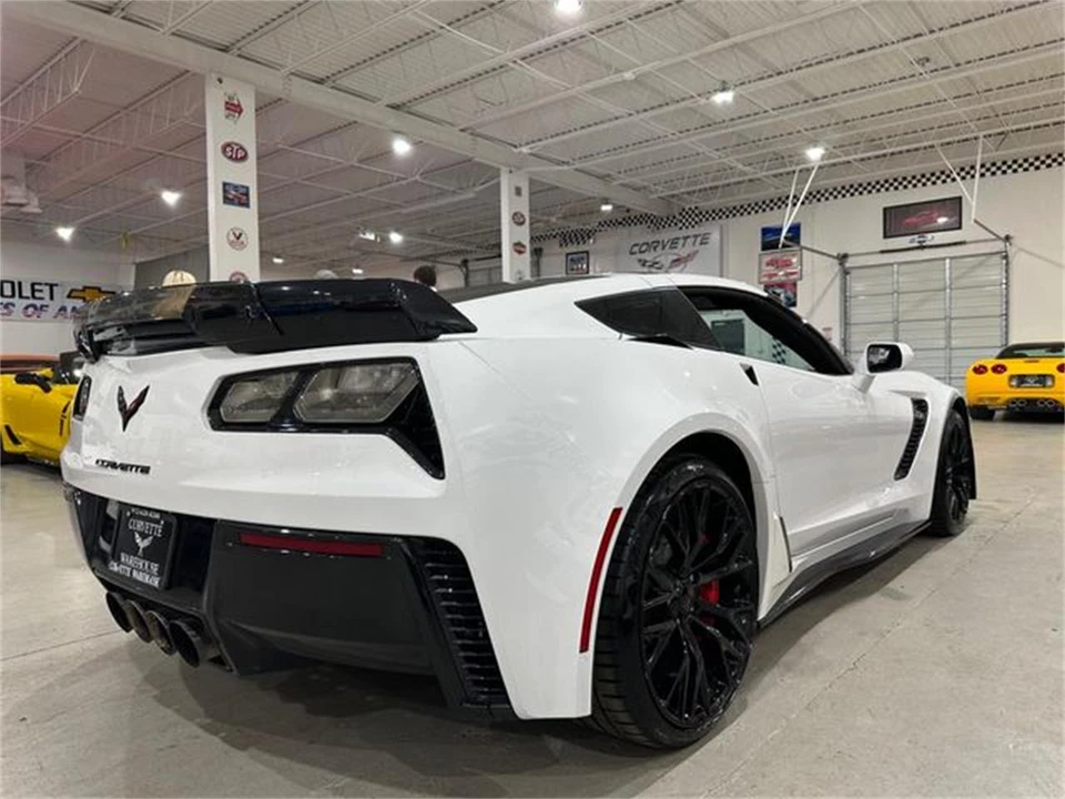 2016 Chevrolet Corvette C7 - Image 3 of 30