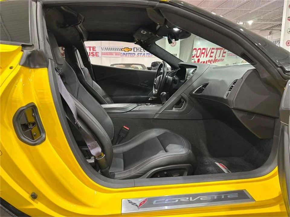 2016 Chevrolet Corvette C7 - Image 9 of 30