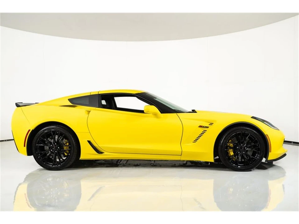 2016 Chevrolet Corvette C7 - Image 12 of 31