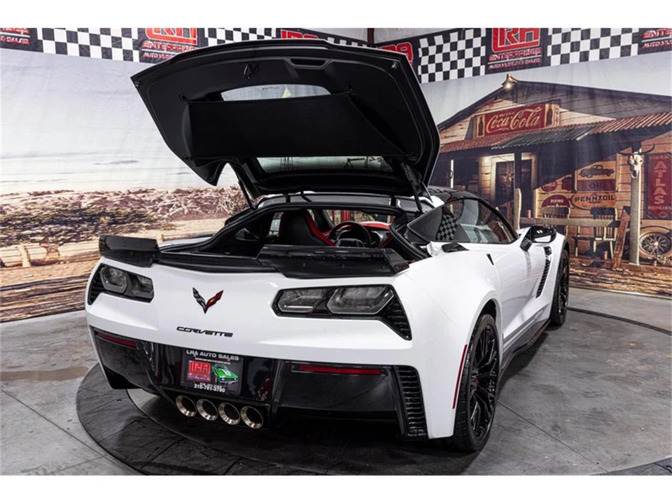 2016 Chevrolet Corvette C7 - Image 29 of 31