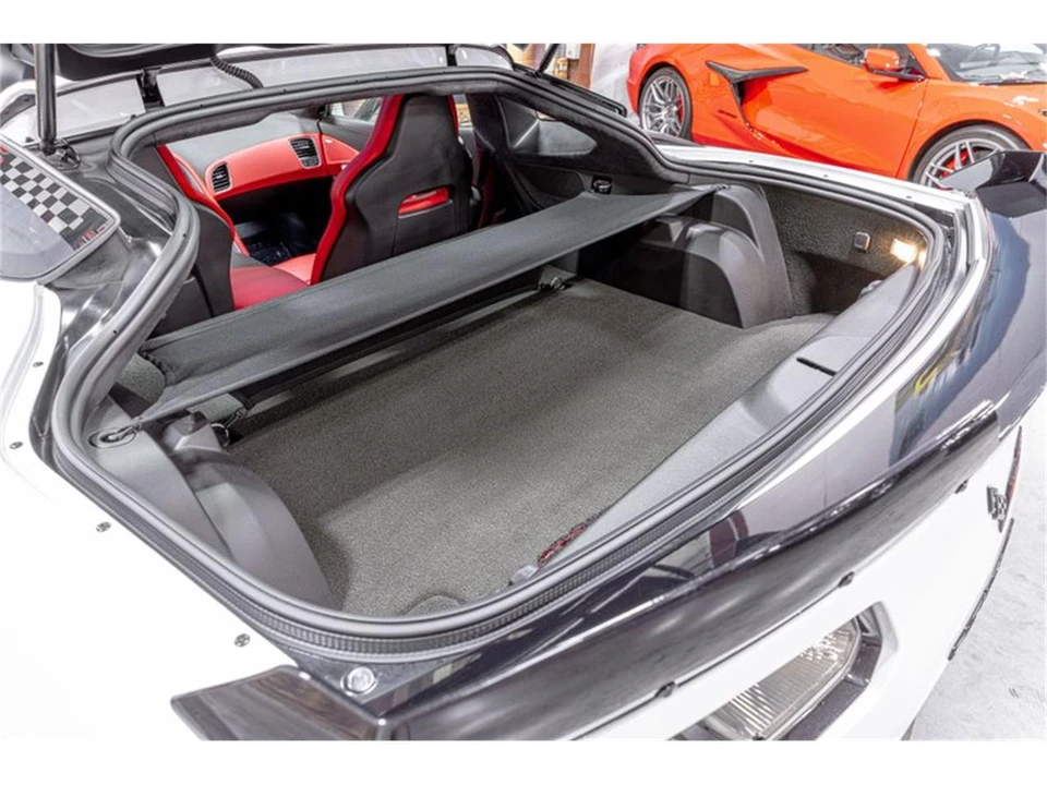2016 Chevrolet Corvette C7 - Image 28 of 31