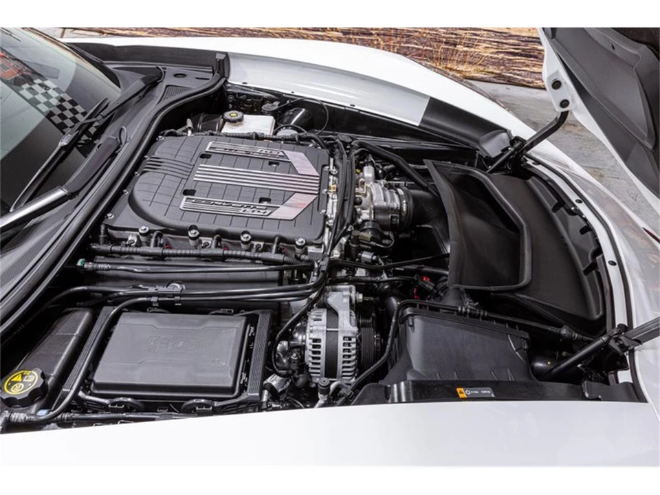 2016 Chevrolet Corvette C7 - Image 30 of 31