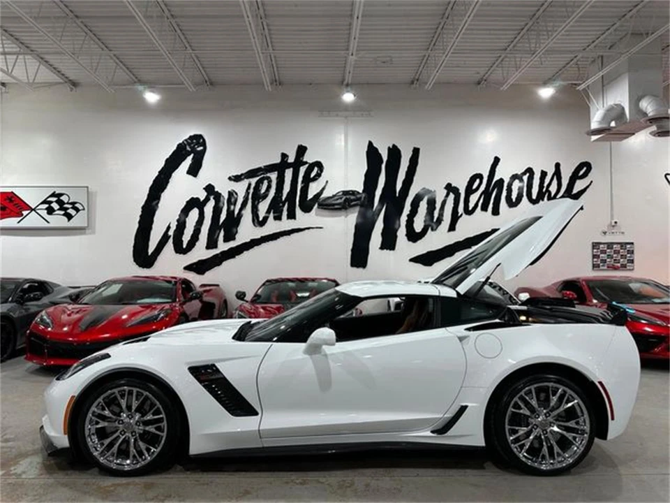 2016 Chevrolet Corvette C7 - Image 2 of 30