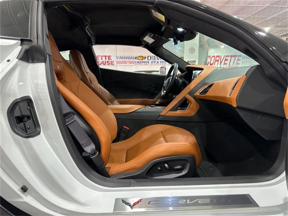 2016 Chevrolet Corvette C7 - Image 10 of 30