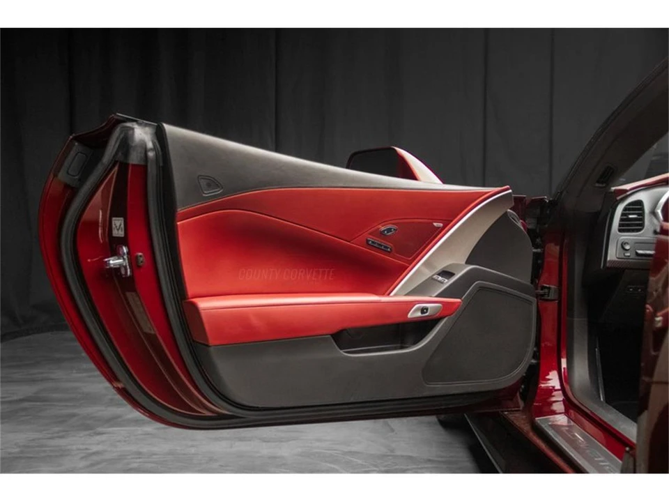 2016 Chevrolet Corvette C7 - Image 27 of 31