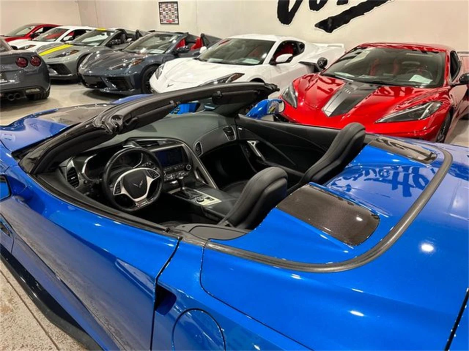 2016 Chevrolet Corvette C7 - Image 17 of 30