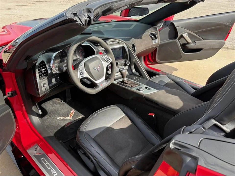 2016 Chevrolet Corvette C7 - Image 29 of 31