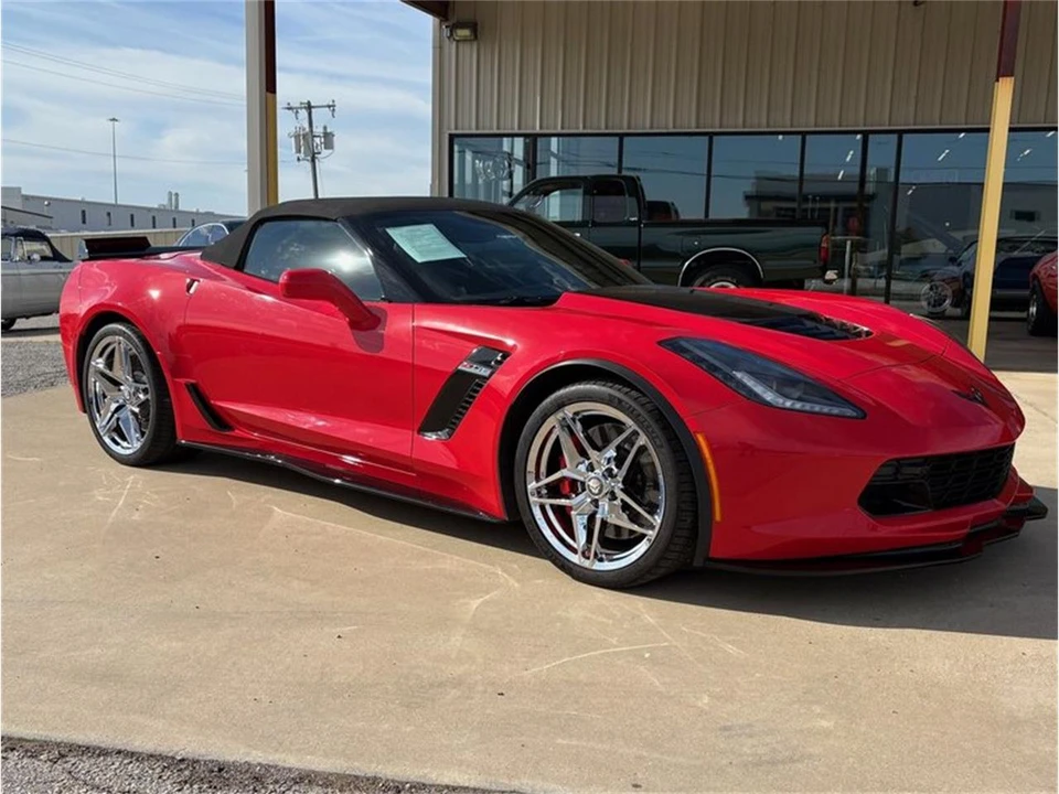 2016 Chevrolet Corvette C7 - Image 2 of 31