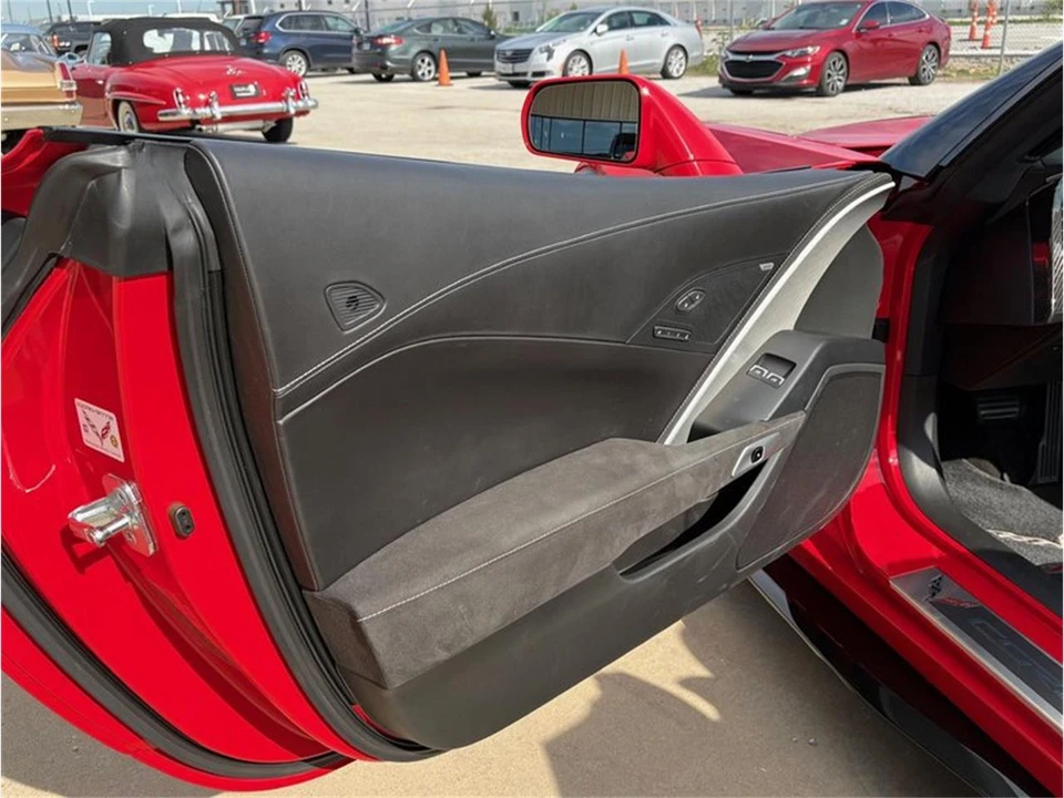 2016 Chevrolet Corvette C7 - Image 30 of 31