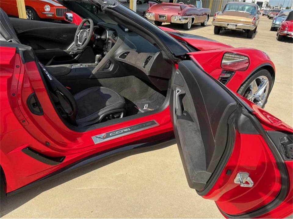 2016 Chevrolet Corvette C7 - Image 27 of 31