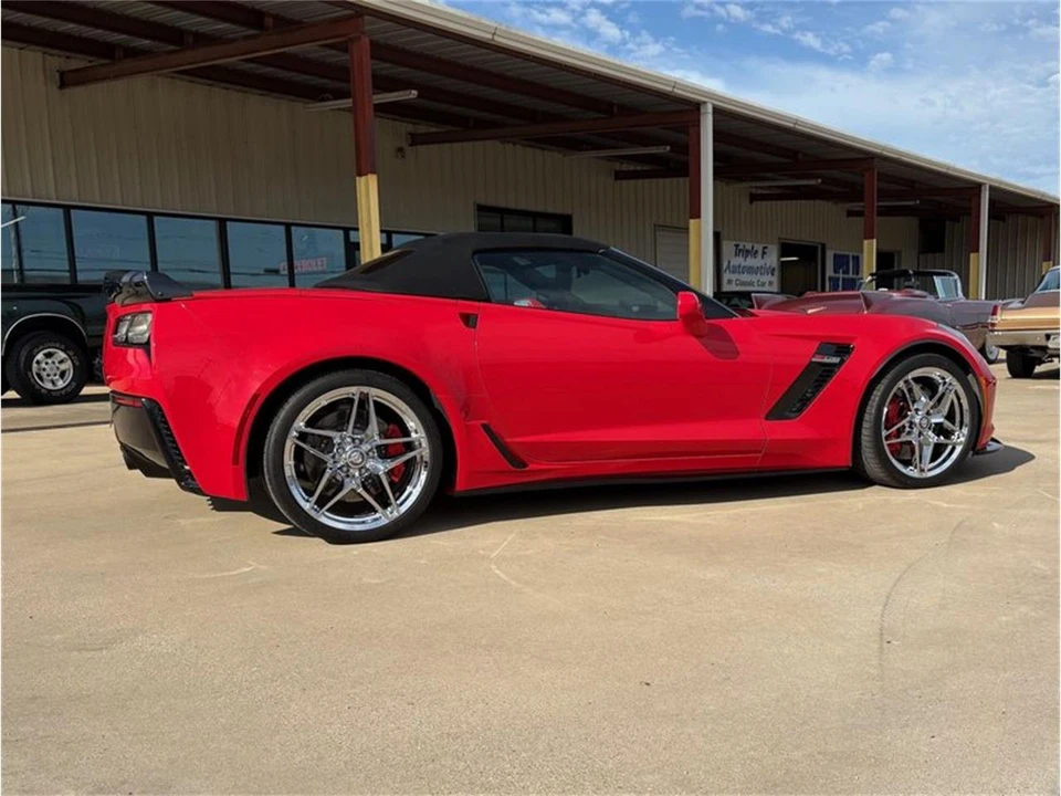 2016 Chevrolet Corvette C7 - Image 11 of 31