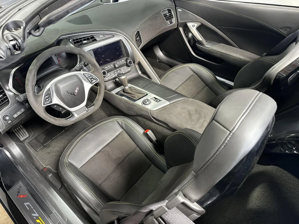 2016 Chevrolet Corvette C7 - Image 25 of 31