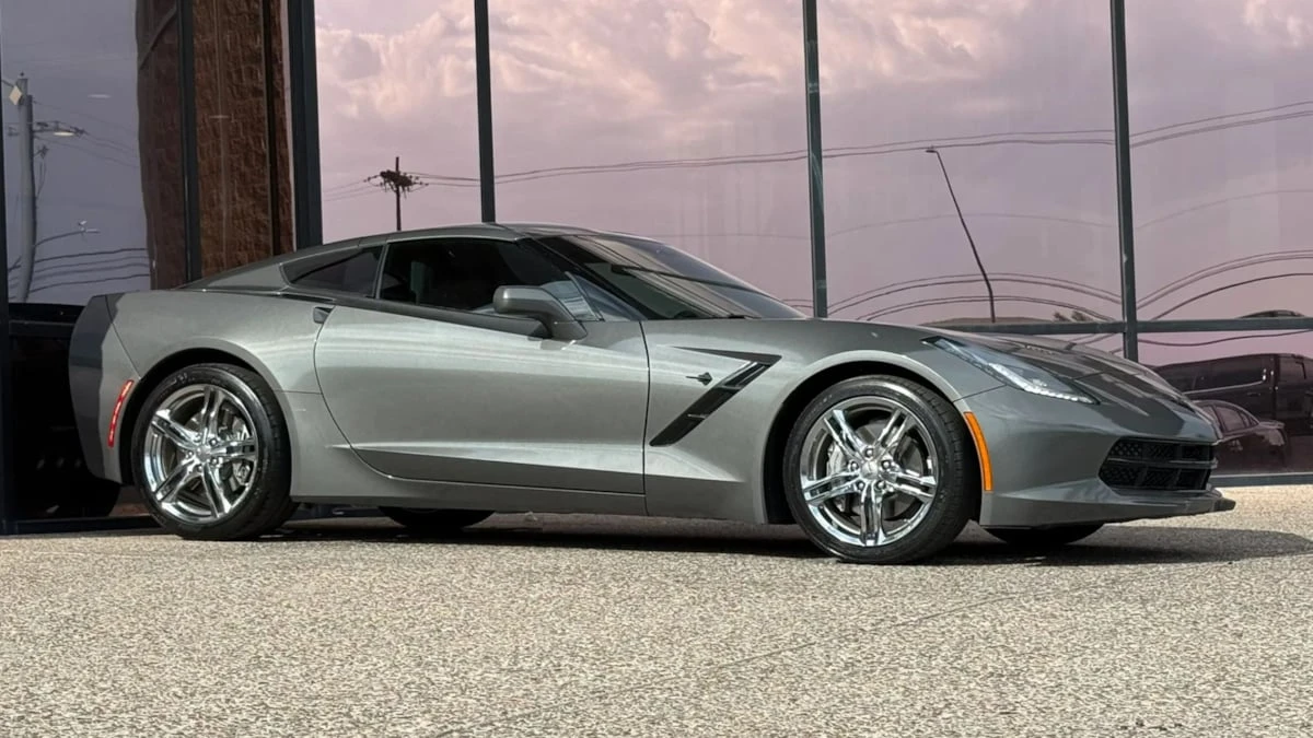 2016 Chevrolet Corvette C7 - Image 18 of 31