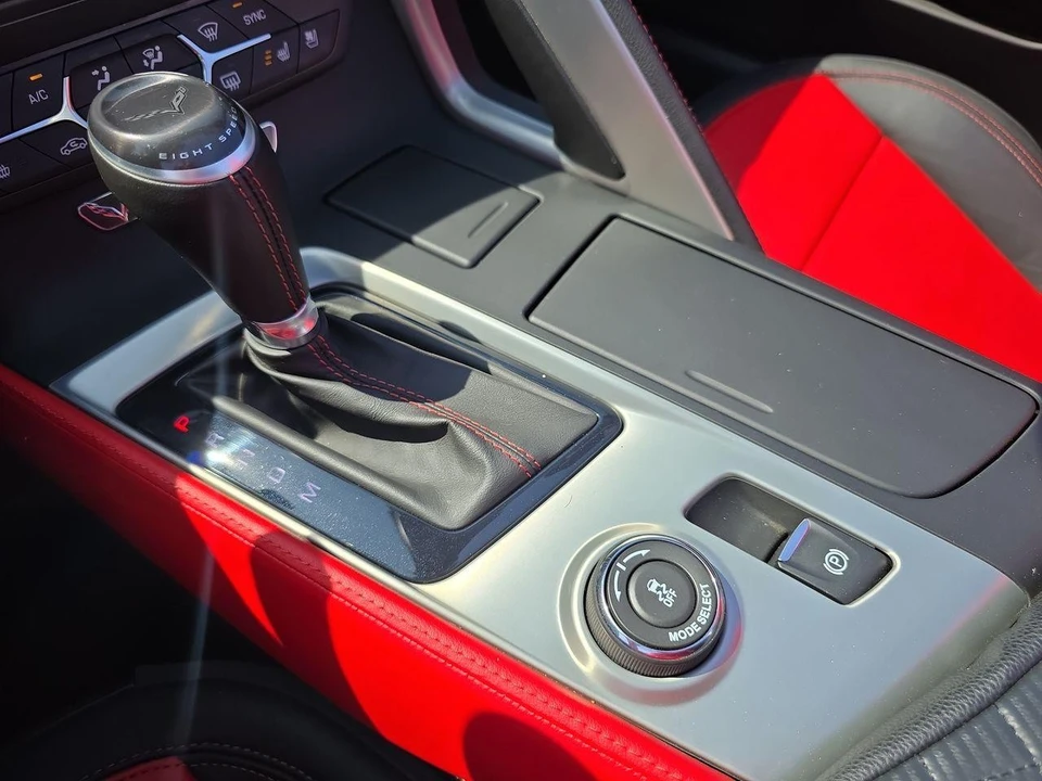 2016 Chevrolet Corvette C7 - Image 10 of 31