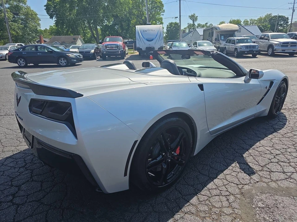 2016 Chevrolet Corvette C7 - Image 2 of 31