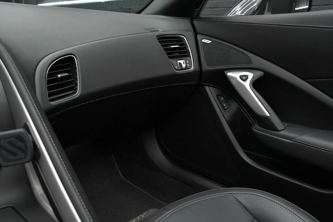 2016 Chevrolet Corvette C7 - Image 28 of 31