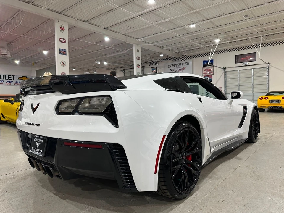 2016 Chevrolet Corvette C7 Z06 - Image 4 of 21
