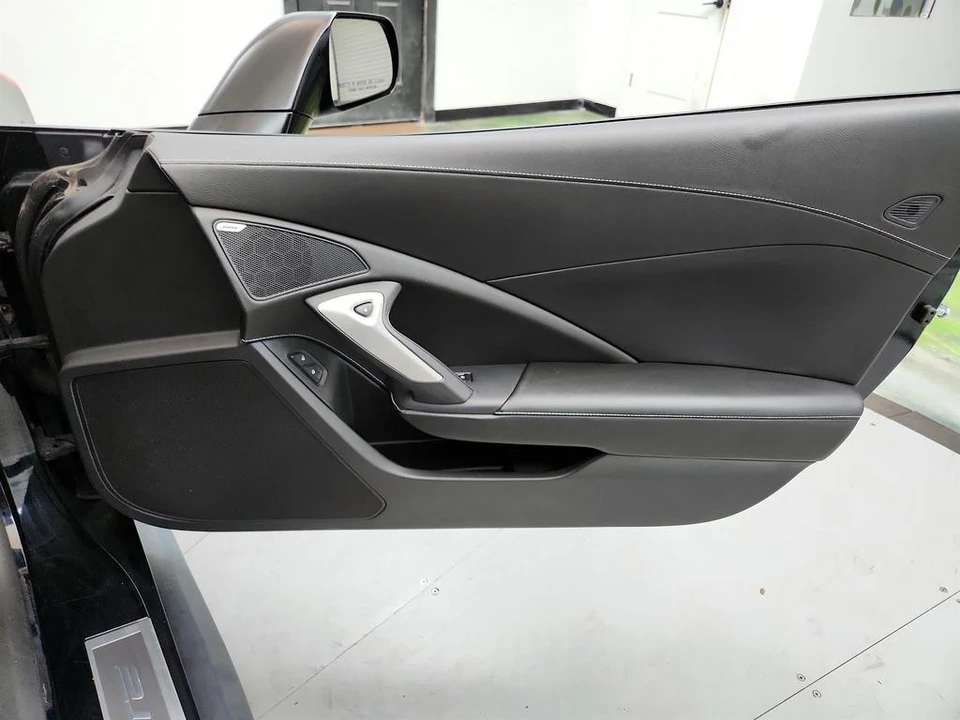 2016 Chevrolet Corvette C7 - Image 24 of 31