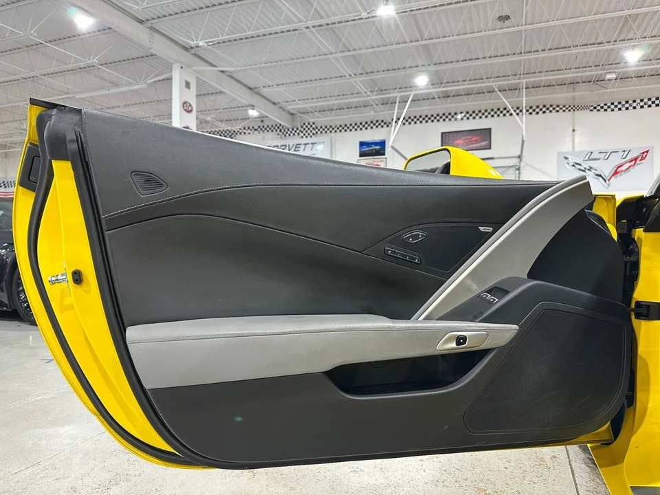 2016 Chevrolet Corvette C7 - Image 13 of 21
