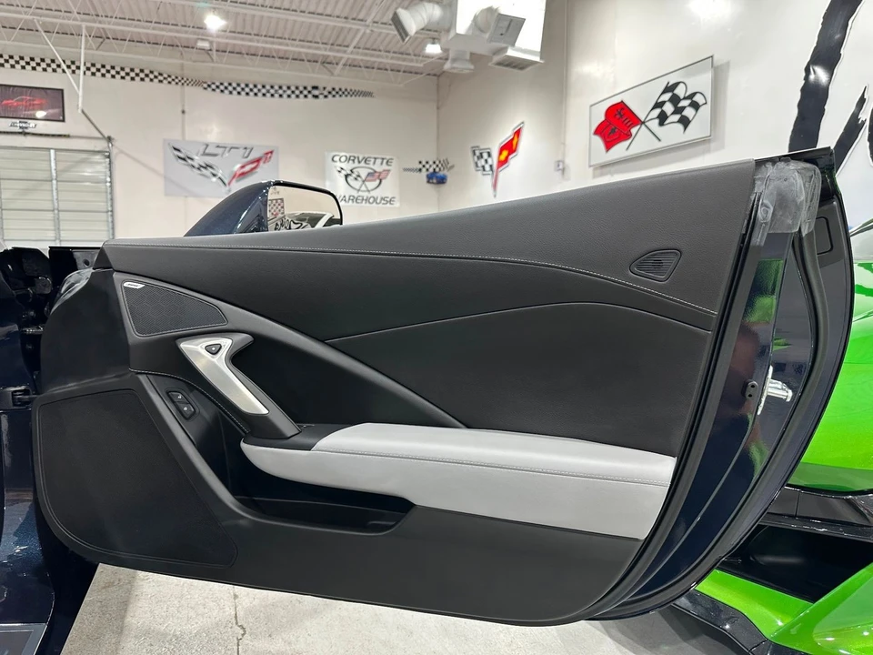 2016 Chevrolet Corvette C7 - Image 16 of 21