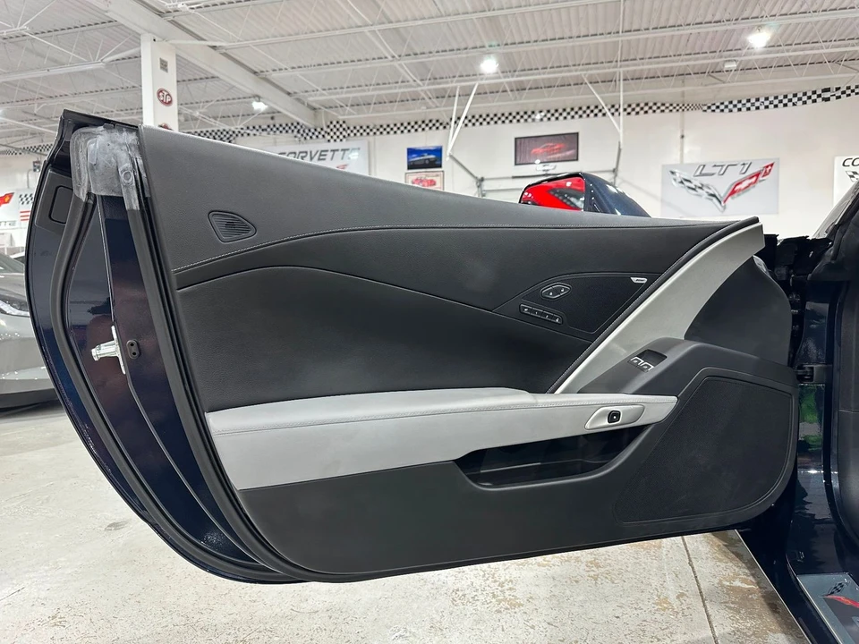 2016 Chevrolet Corvette C7 - Image 15 of 21