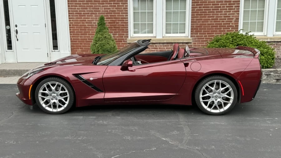 2016 Chevrolet Corvette C7 - Image 2 of 11