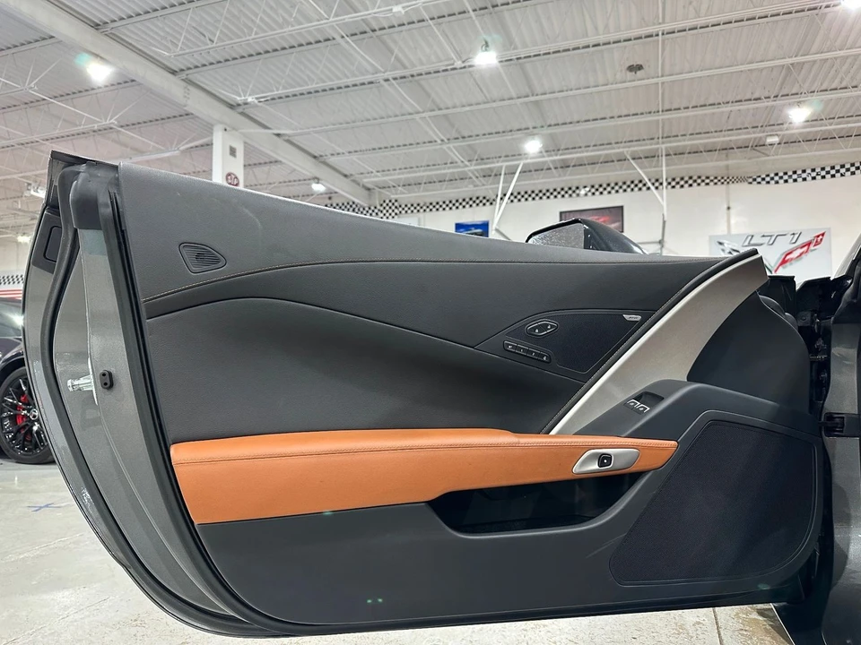 2016 Chevrolet Corvette C7 - Image 11 of 18