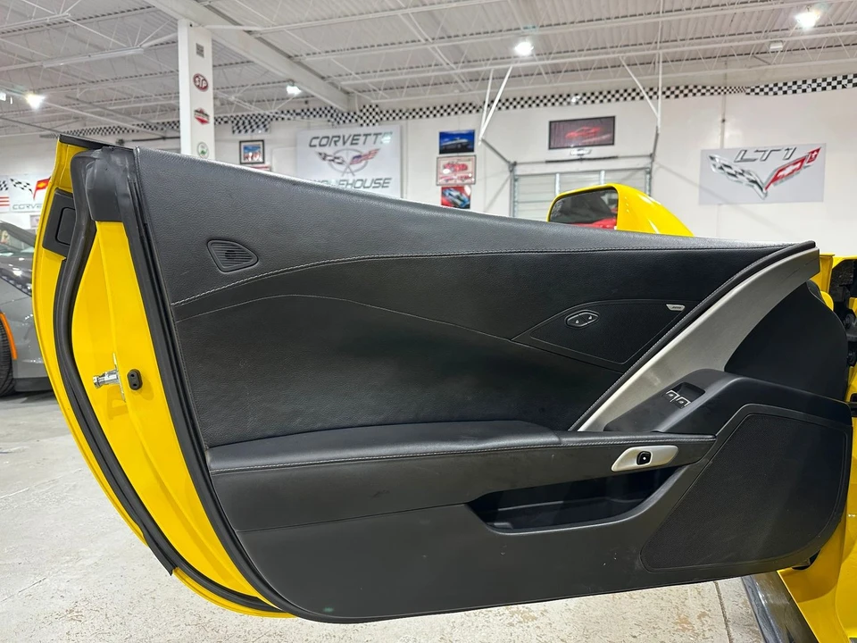 2016 Chevrolet Corvette C7 - Image 16 of 21