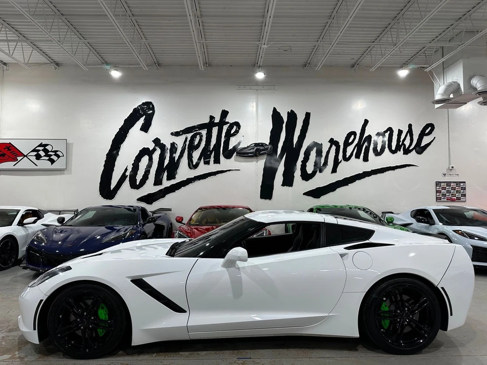 2016 Chevrolet Corvette C7 - Image 2 of 11