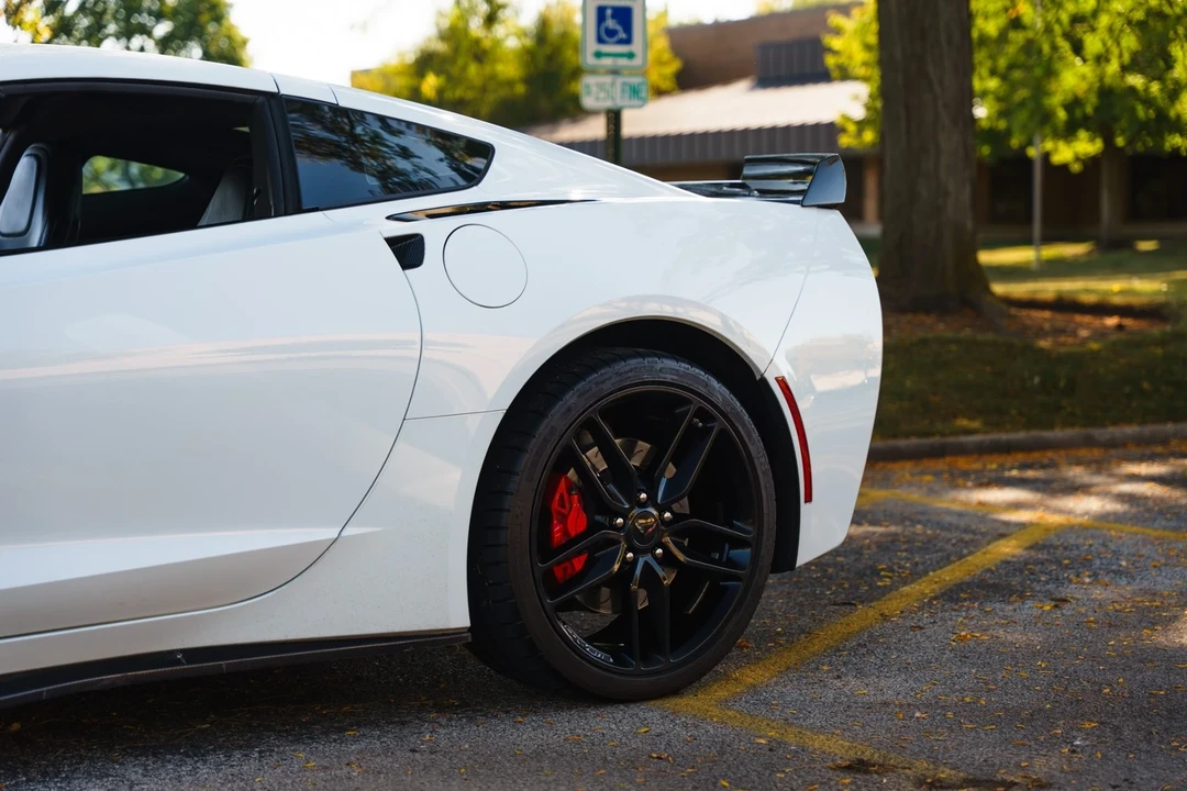 2016 Chevrolet Corvette C7 - Image 9 of 12