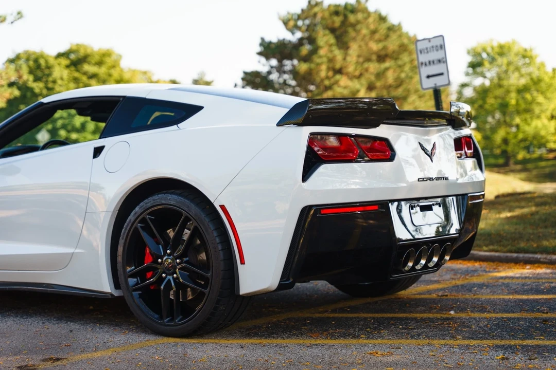 2016 Chevrolet Corvette C7 - Image 11 of 12