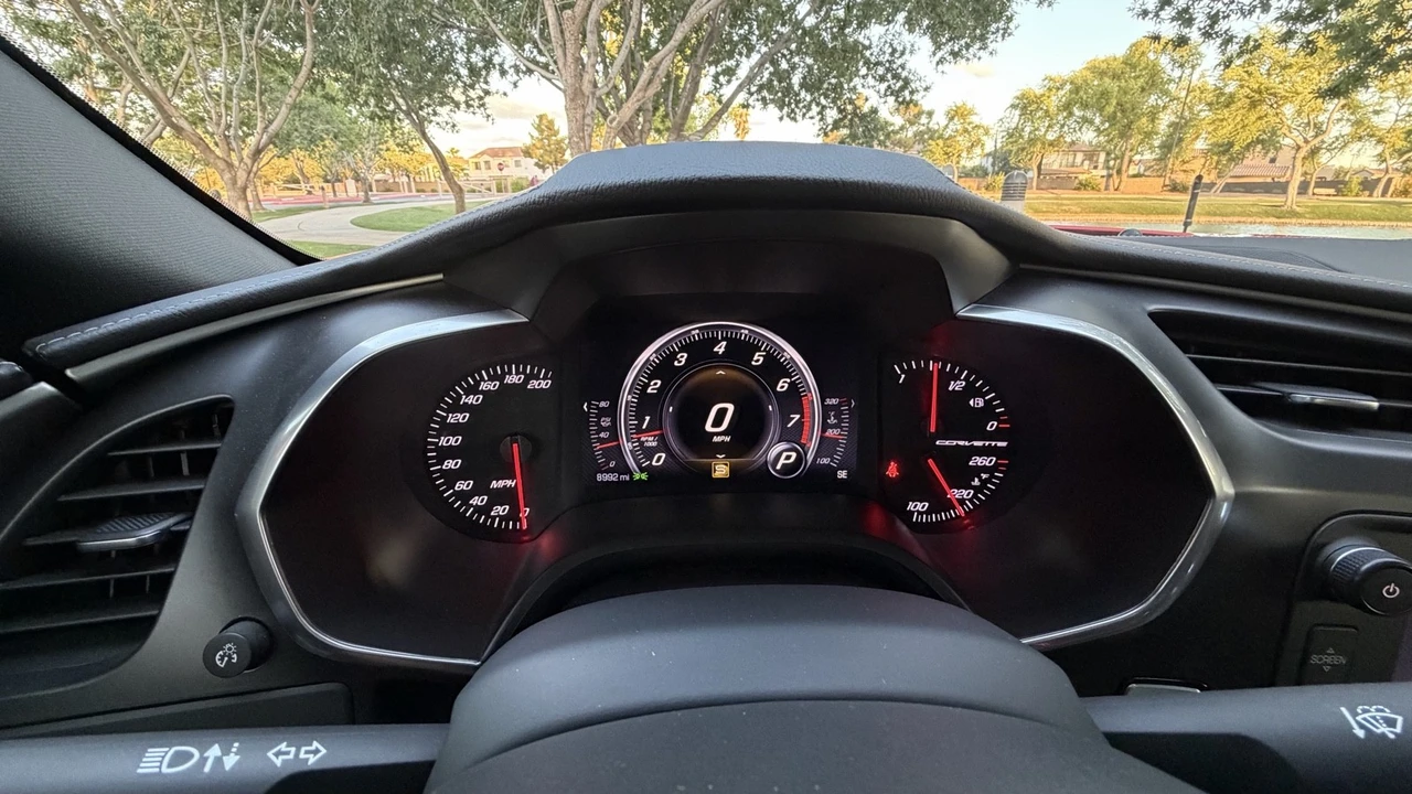 2016 Chevrolet Corvette C7 - Image 16 of 27