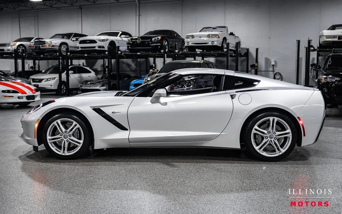 2016 Chevrolet Corvette C7 - Image 2 of 21