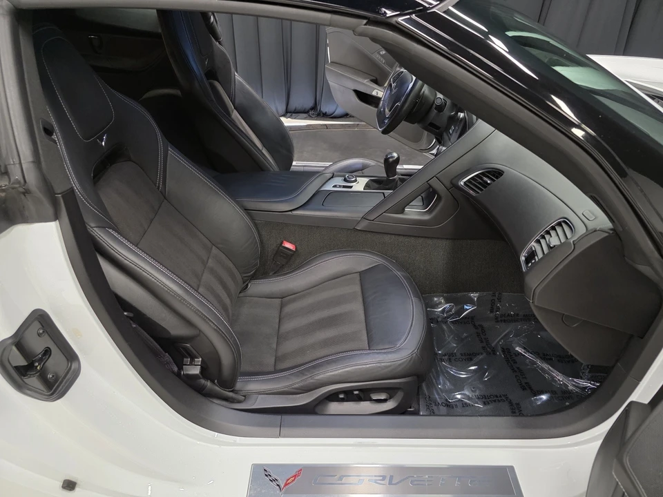2016 Chevrolet Corvette C7 - Image 2 of 12