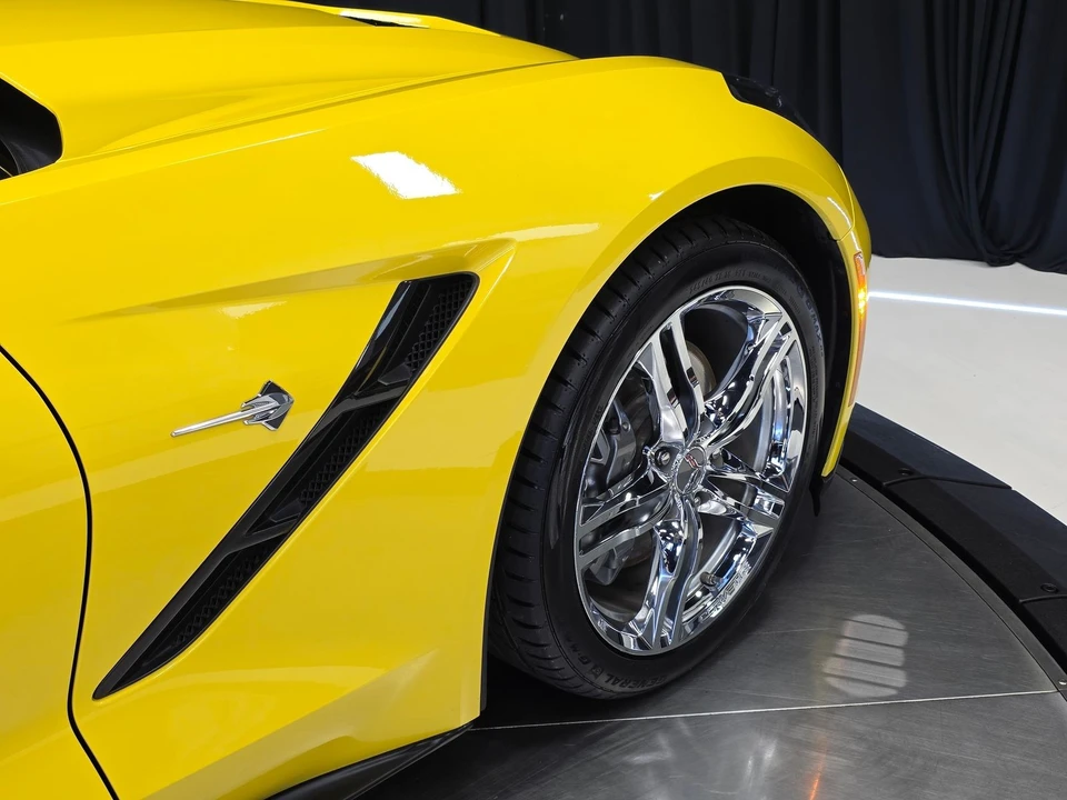 2016 Chevrolet Corvette C7 - Image 5 of 31