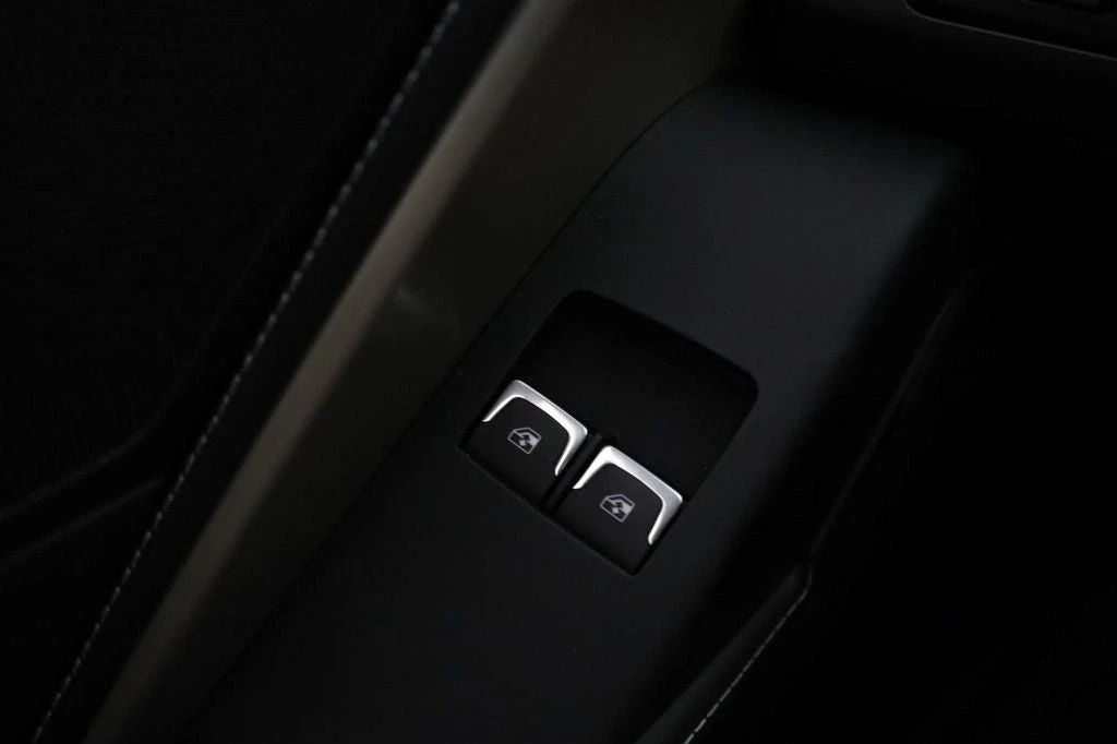 2016 Chevrolet Corvette C7 - Image 19 of 31