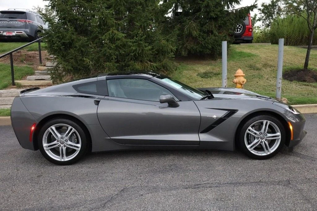 2016 Chevrolet Corvette C7 - Image 5 of 31
