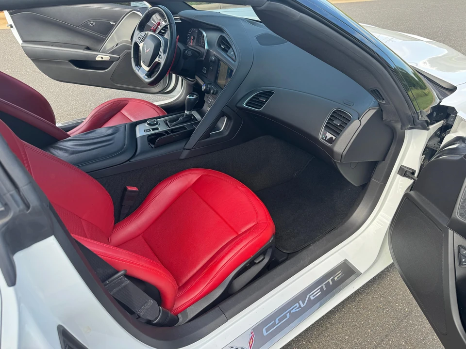 2016 Chevrolet Corvette C7 - Image 24 of 31
