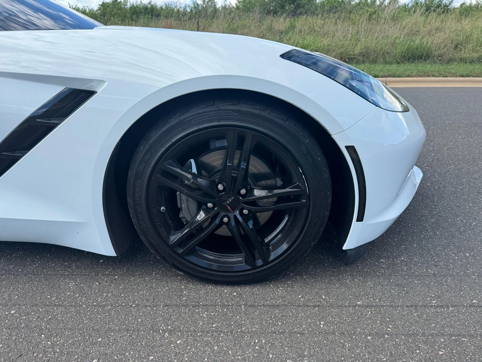 2016 Chevrolet Corvette C7 - Image 17 of 31