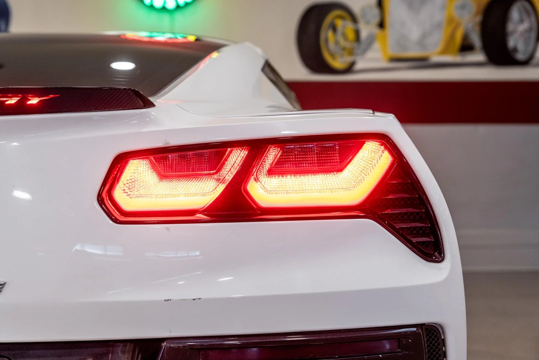 2016 Chevrolet Corvette C7 - Image 27 of 31