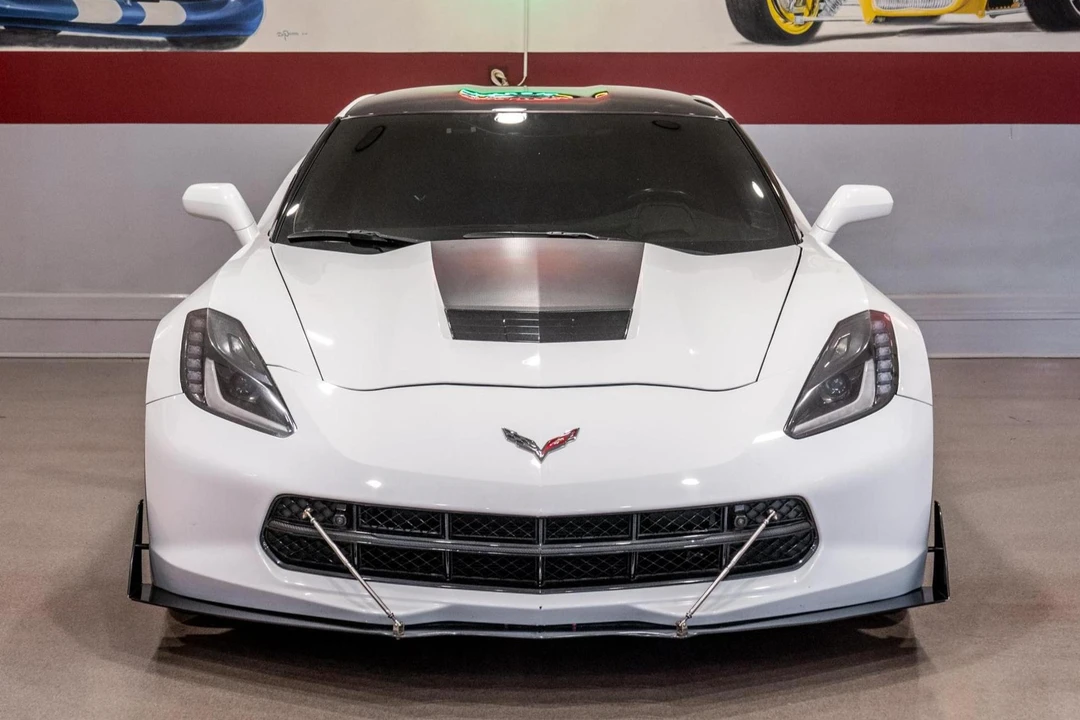 2016 Chevrolet Corvette C7 - Image 2 of 31