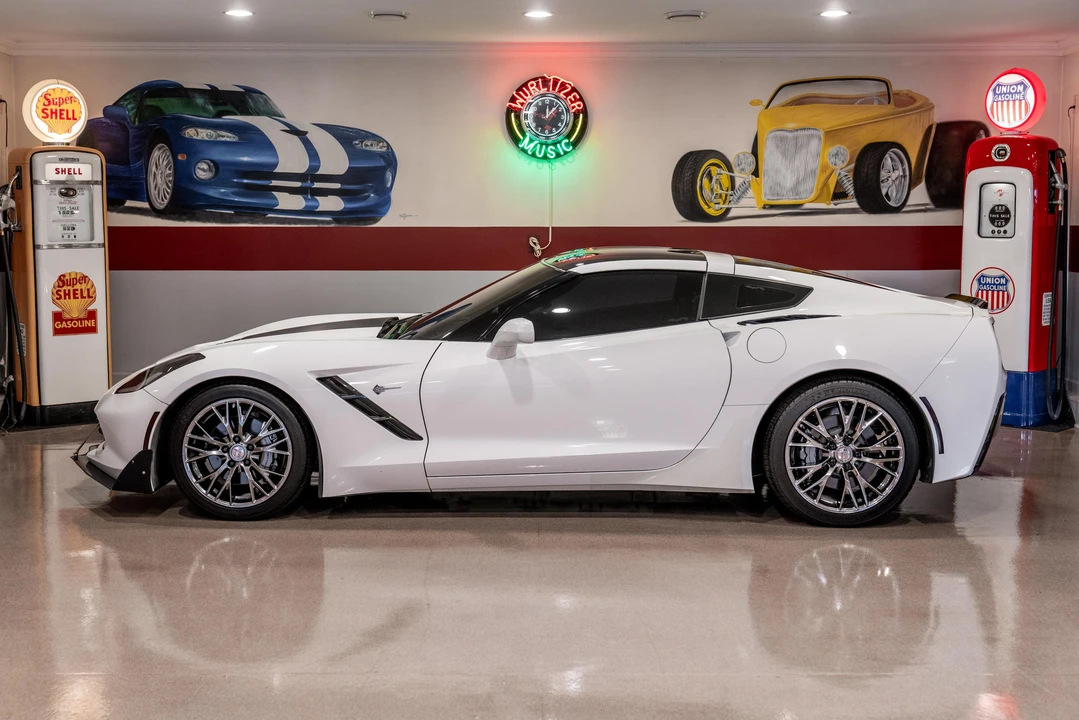2016 Chevrolet Corvette C7 - Image 8 of 31