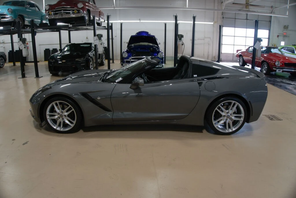 2016 Chevrolet Corvette C7 - Image 2 of 12