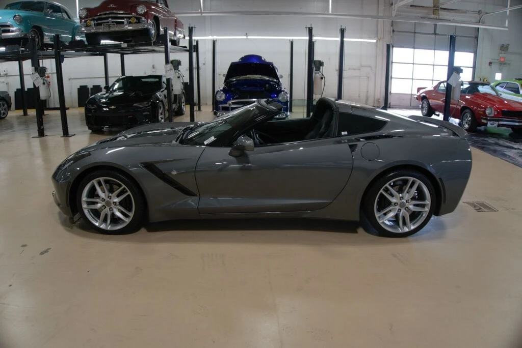 2016 Chevrolet Corvette C7 - Image 2 of 21
