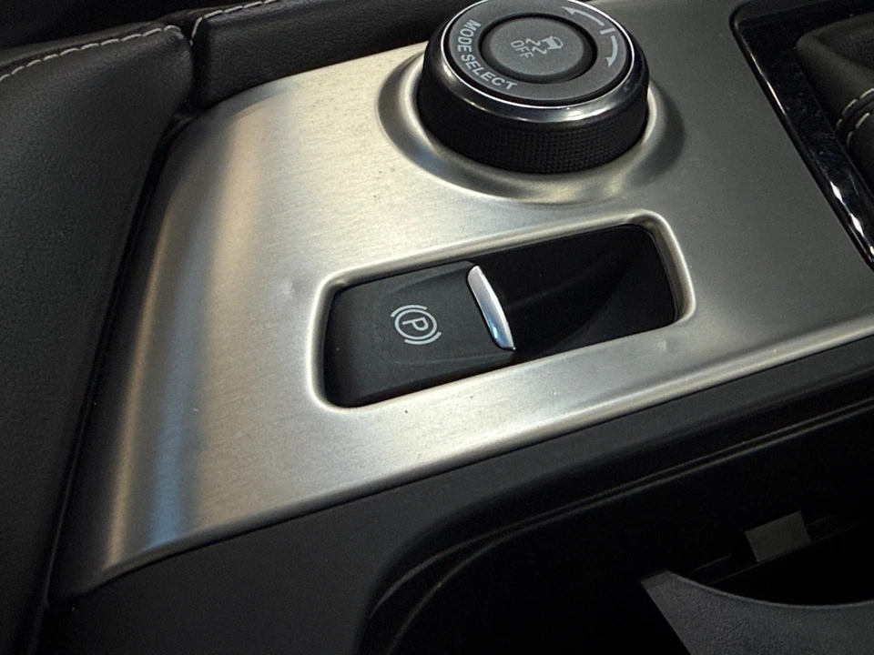 2016 Chevrolet Corvette C7 - Image 19 of 31