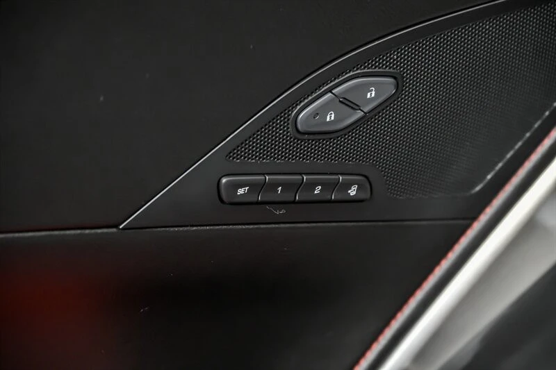 2016 Chevrolet Corvette C7 - Image 14 of 29