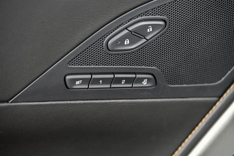 2016 Chevrolet Corvette C7 - Image 14 of 31